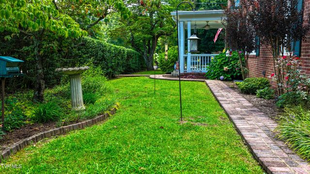 401 West Main Street, Rogersville, TN 37857
