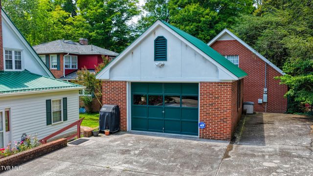 401 West Main Street, Rogersville, TN 37857
