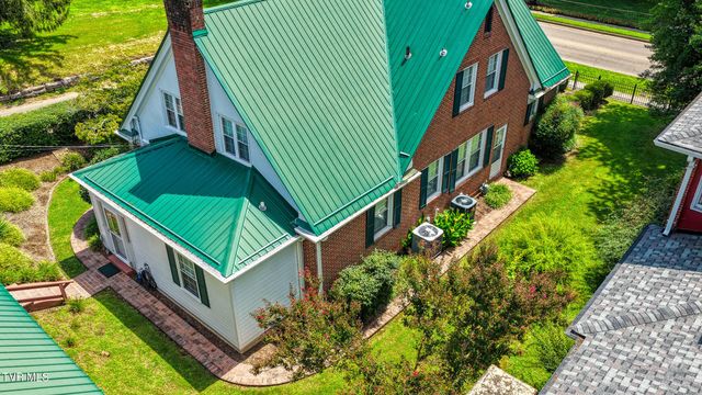 401 West Main Street, Rogersville, TN 37857
