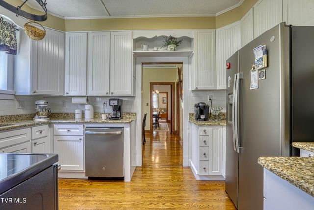 401 West Main Street, Rogersville, TN 37857