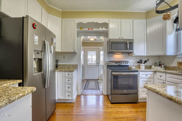401 West Main Street, Rogersville, TN 37857