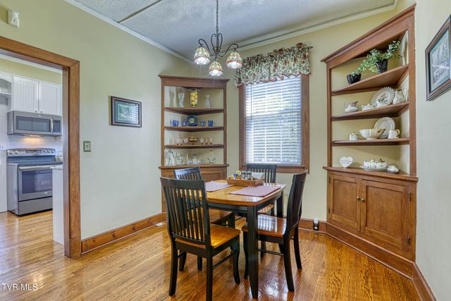 401 West Main Street, Rogersville, TN 37857