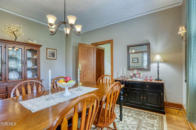 401 West Main Street, Rogersville, TN 37857