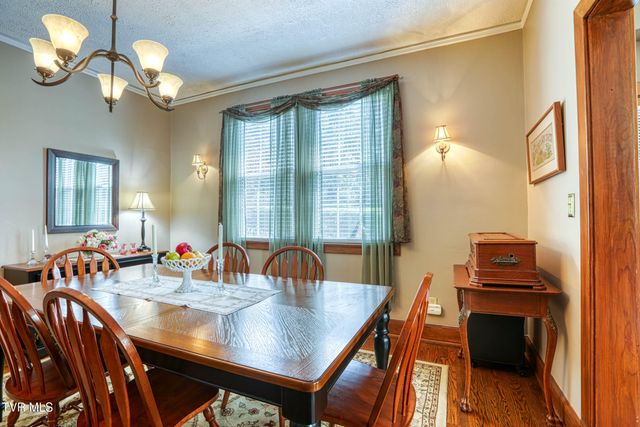 401 West Main Street, Rogersville, TN 37857