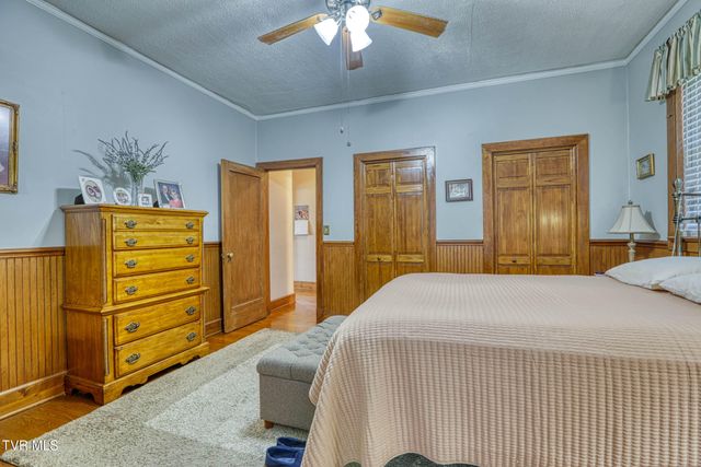 401 West Main Street, Rogersville, TN 37857