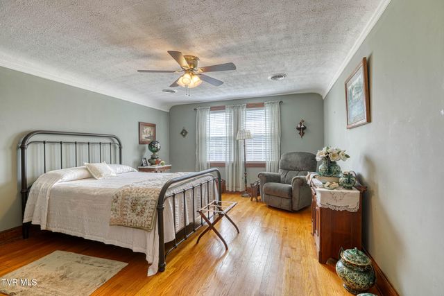 401 West Main Street, Rogersville, TN 37857
