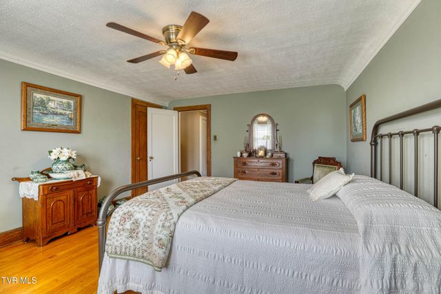 401 West Main Street, Rogersville, TN 37857
