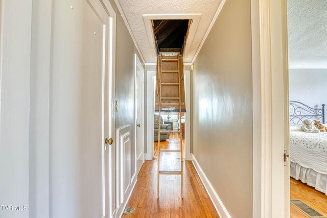 401 West Main Street, Rogersville, TN 37857