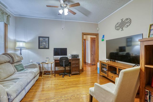 401 West Main Street, Rogersville, TN 37857