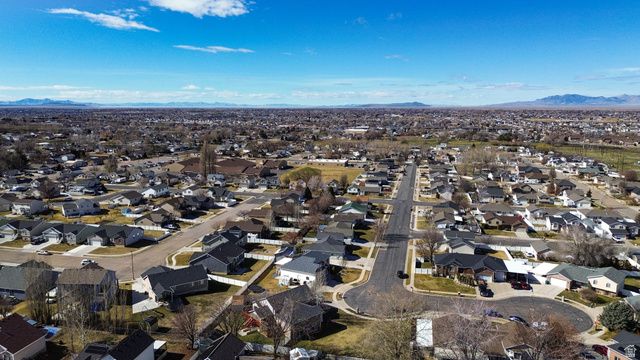 2953 W 4650 S, Roy, UT 84067