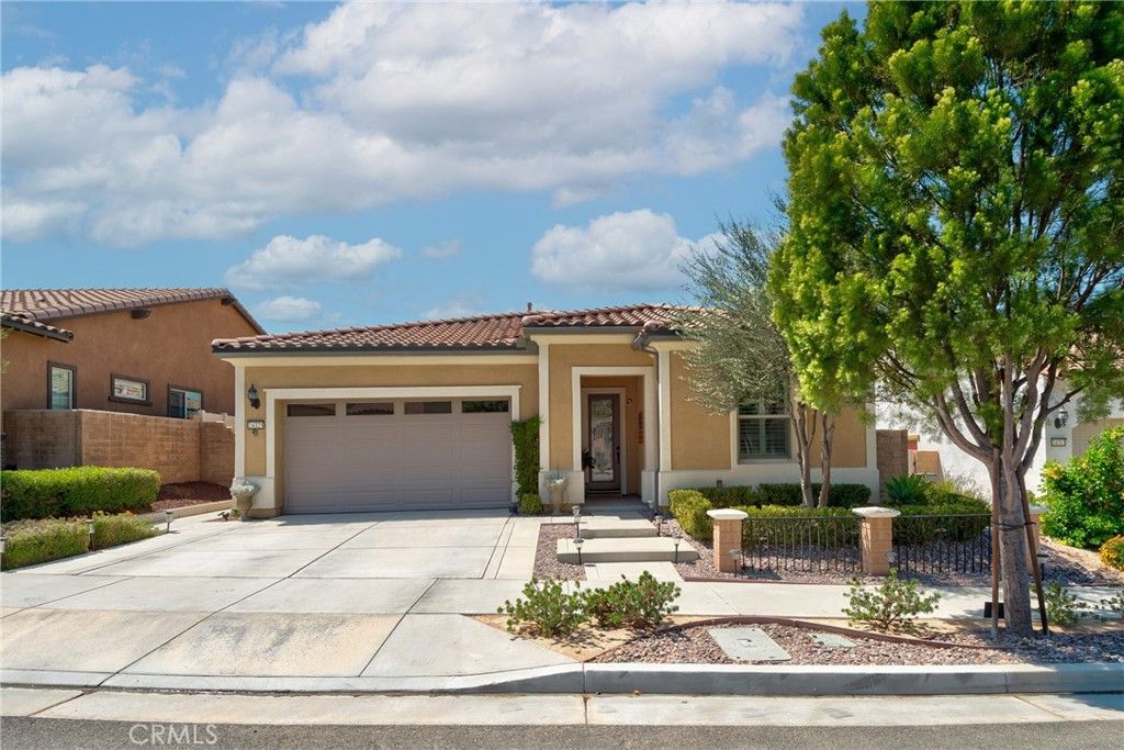 24325 Overlook, Corona, CA 92883 — exterior