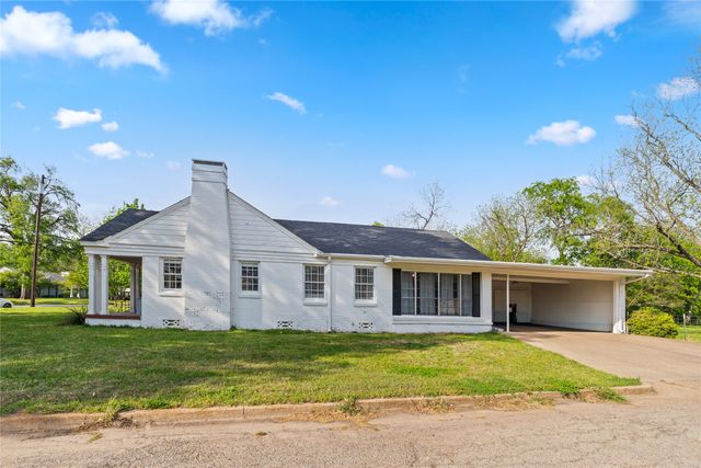 940 Davis N, Sulphur Springs, TX 75482