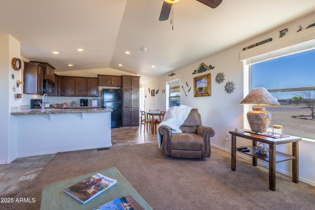 45409 W LURAY Road, Wickenburg, AZ 85390