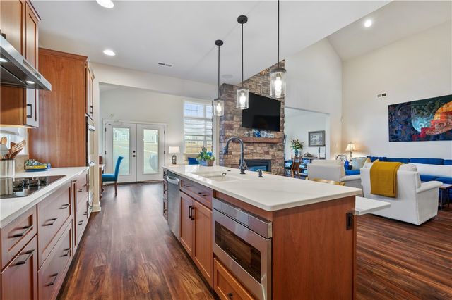 263 Liberty Blvd, Cecil, PA 15317