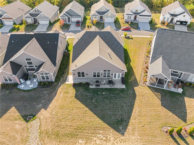 263 Liberty Blvd, Cecil, PA 15317