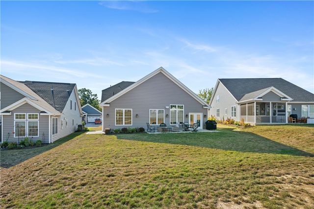 263 Liberty Blvd, Cecil, PA 15317