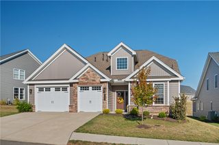 263 Liberty Blvd, Cecil, PA 15317