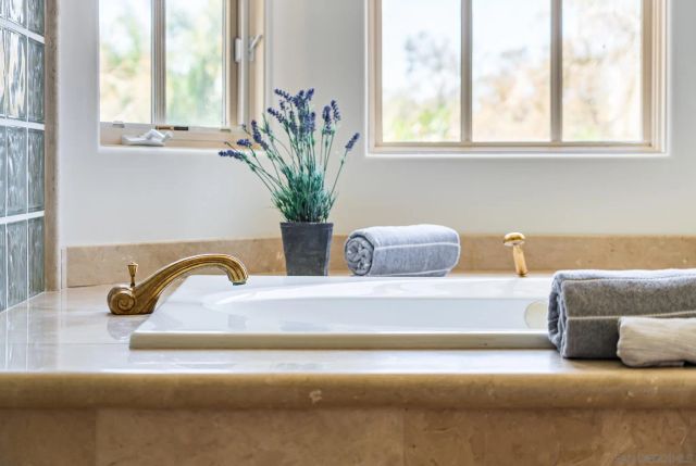 16356 Rambla De Las Flores, Rancho Santa Fe, CA 92067