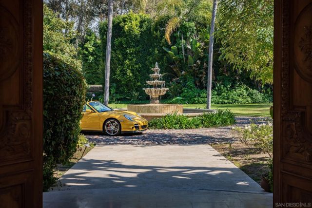 16356 Rambla De Las Flores, Rancho Santa Fe, CA 92067