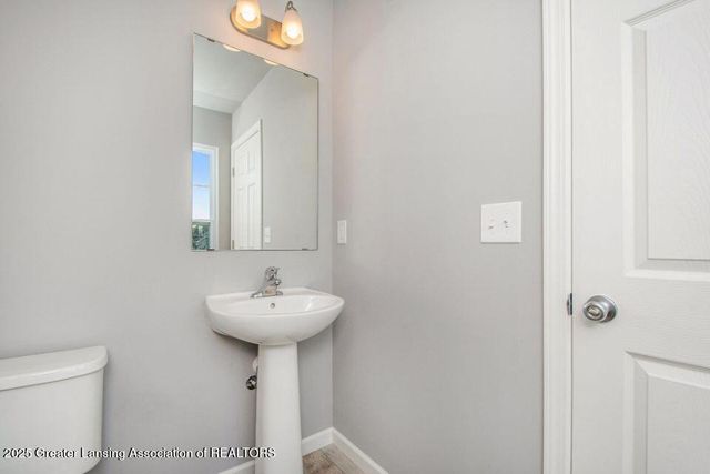 2905 Moccasin Drive, Dewitt, MI 48820