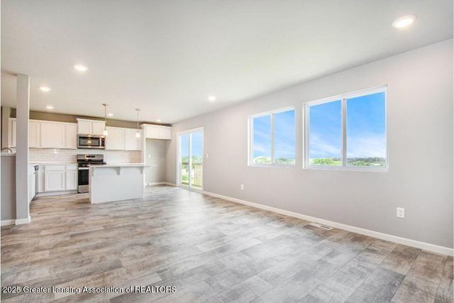 2905 Moccasin Drive, Dewitt, MI 48820