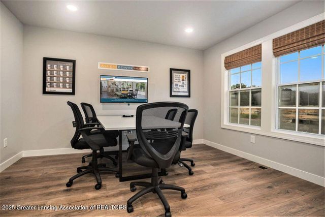 2905 Moccasin Drive, Dewitt, MI 48820