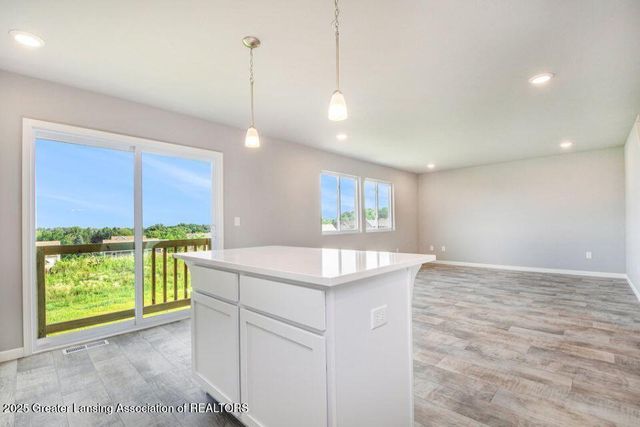 2905 Moccasin Drive, Dewitt, MI 48820