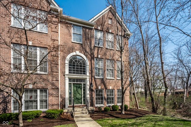 8635 Meridian Square Drive, Indianapolis, IN 46240