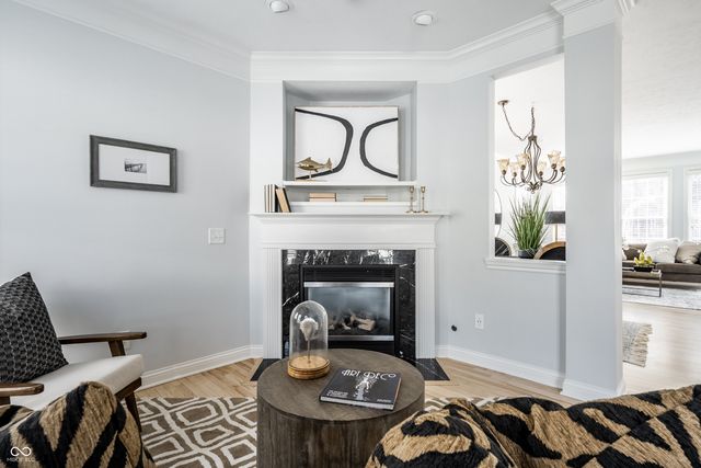 8635 Meridian Square Drive, Indianapolis, IN 46240