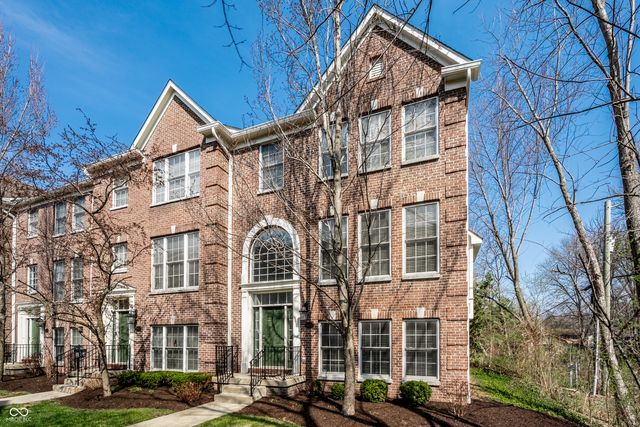 8635 Meridian Square Drive, Indianapolis, IN 46240