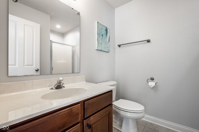 8635 Meridian Square Drive, Indianapolis, IN 46240