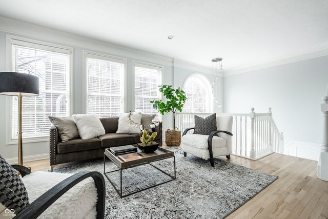 8635 Meridian Square Drive, Indianapolis, IN 46240