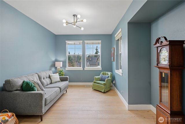 6523 128th Place SW, Edmonds, WA 98026