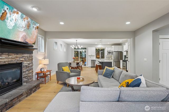 6523 128th Place SW, Edmonds, WA 98026