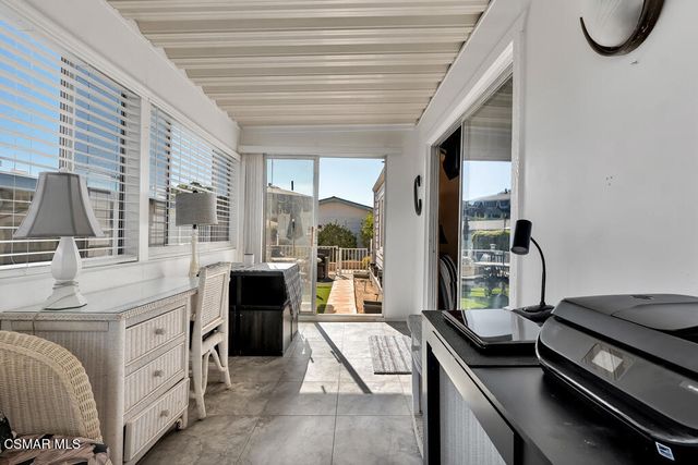 92 Poinsettia Gardens Drive, Ventura, CA 93004