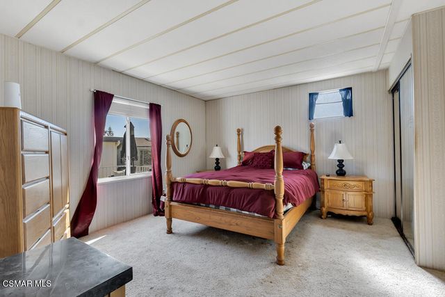 92 Poinsettia Gardens Drive, Ventura, CA 93004