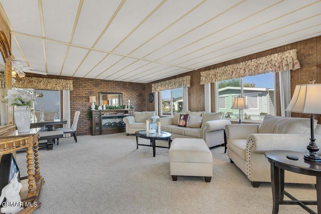 92 Poinsettia Gardens Drive, Ventura, CA 93004