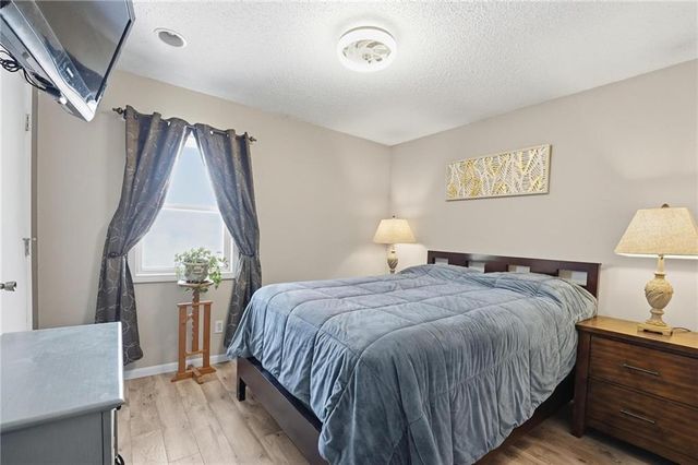 818 NE 115th Street, Kansas City, MO 64155