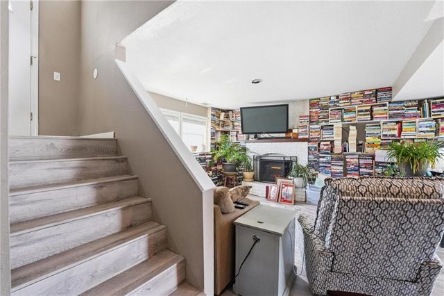 818 NE 115th Street, Kansas City, MO 64155