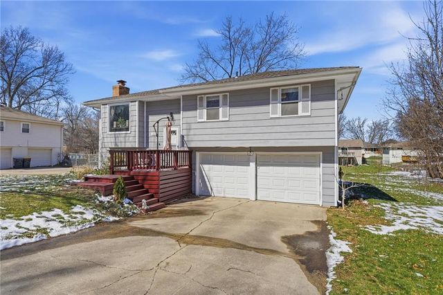 818 NE 115th Street, Kansas City, MO 64155