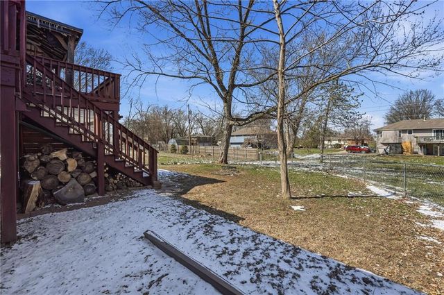 818 NE 115th Street, Kansas City, MO 64155