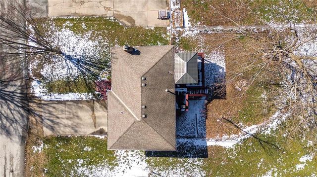 818 NE 115th Street, Kansas City, MO 64155