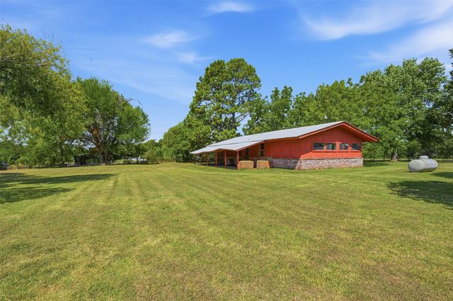 2134 Flowing Wells Road, Pottsboro, TX 75076