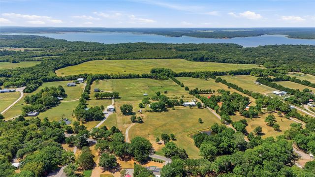 2134 Flowing Wells Road, Pottsboro, TX 75076