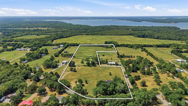 2134 Flowing Wells Road, Pottsboro, TX 75076