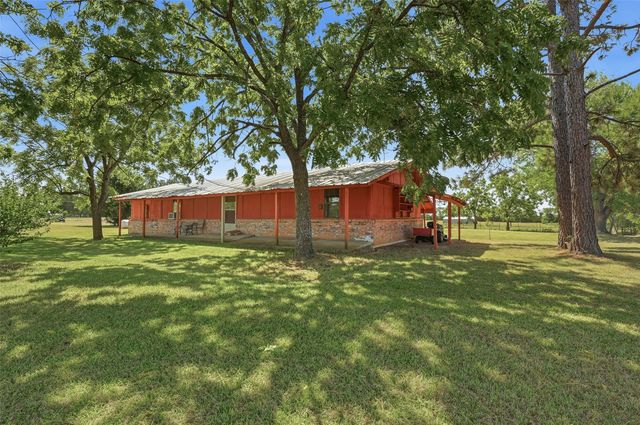 2134 Flowing Wells Road, Pottsboro, TX 75076
