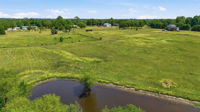 2134 Flowing Wells Road, Pottsboro, TX 75076