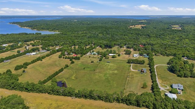 2134 Flowing Wells Road, Pottsboro, TX 75076