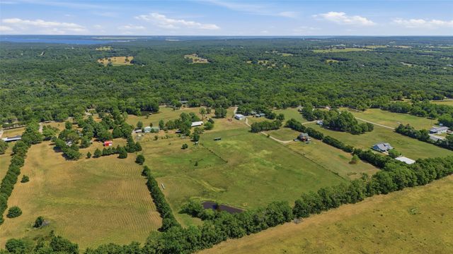 2134 Flowing Wells Road, Pottsboro, TX 75076