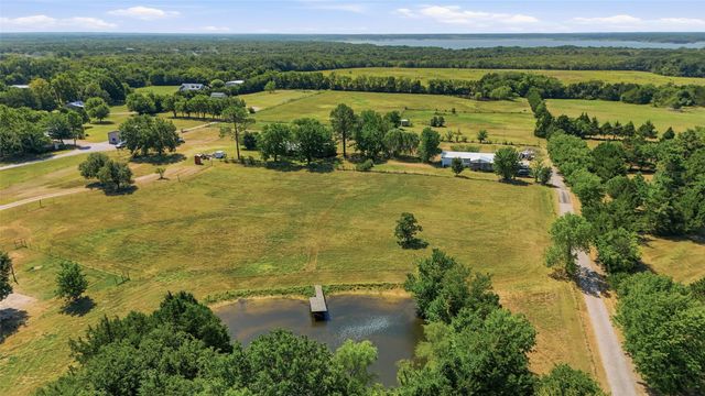 2134 Flowing Wells Road, Pottsboro, TX 75076